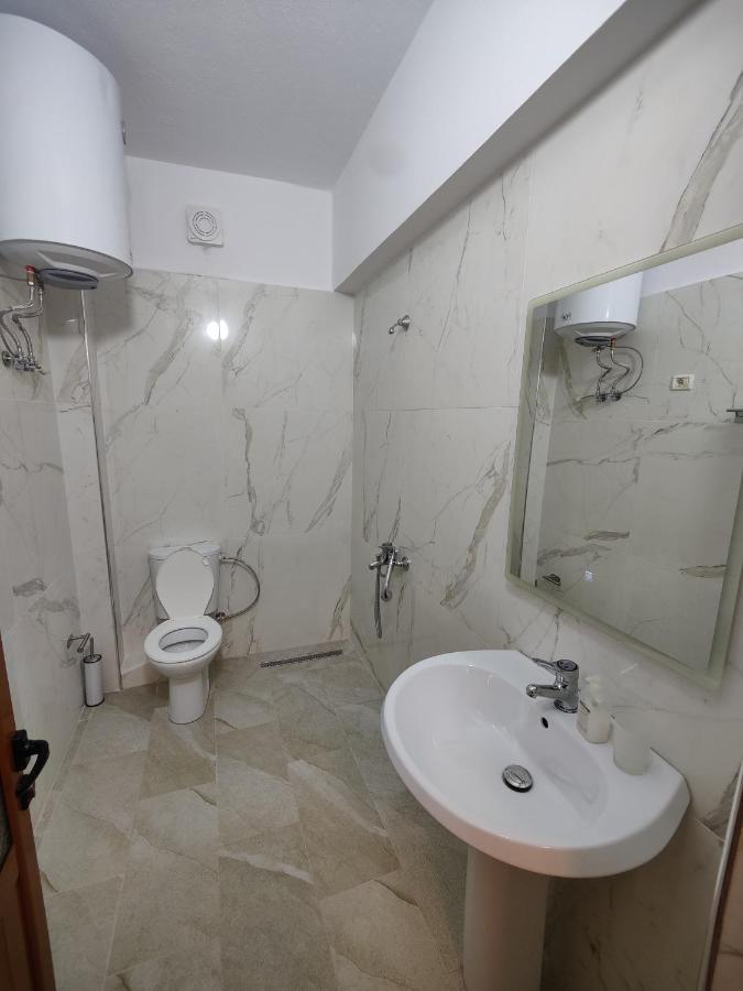 City Center Apartment Berat Exterior photo